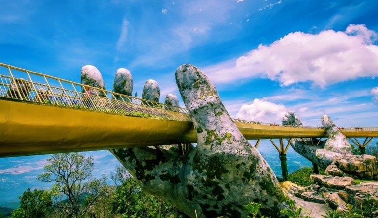 Rubicon Da Nang Golden Brigde