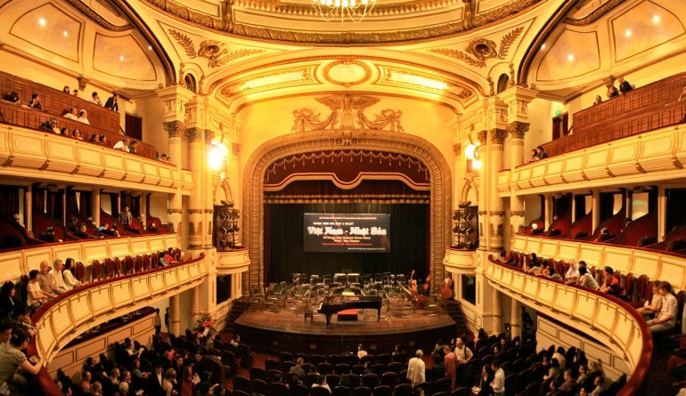 Rubicon Opera House Hanoi1